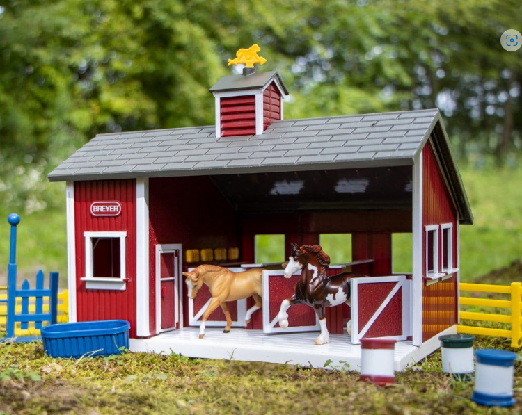 Breyer Red Stable Playset