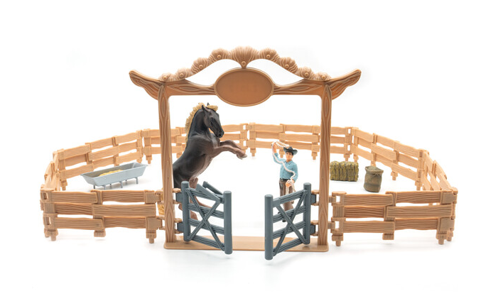 Farmland Western Ranch Corral