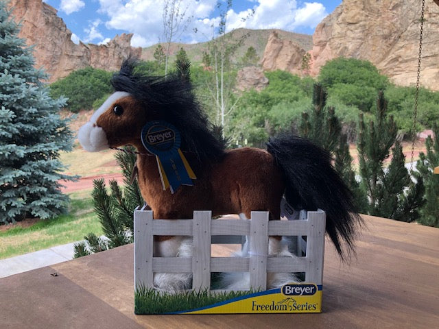 Stuffed Horses in Stable 13"